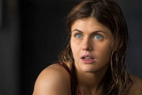 hottest celebrities leaked|Alexandra Daddario Poses Totally Nude on Instagram。